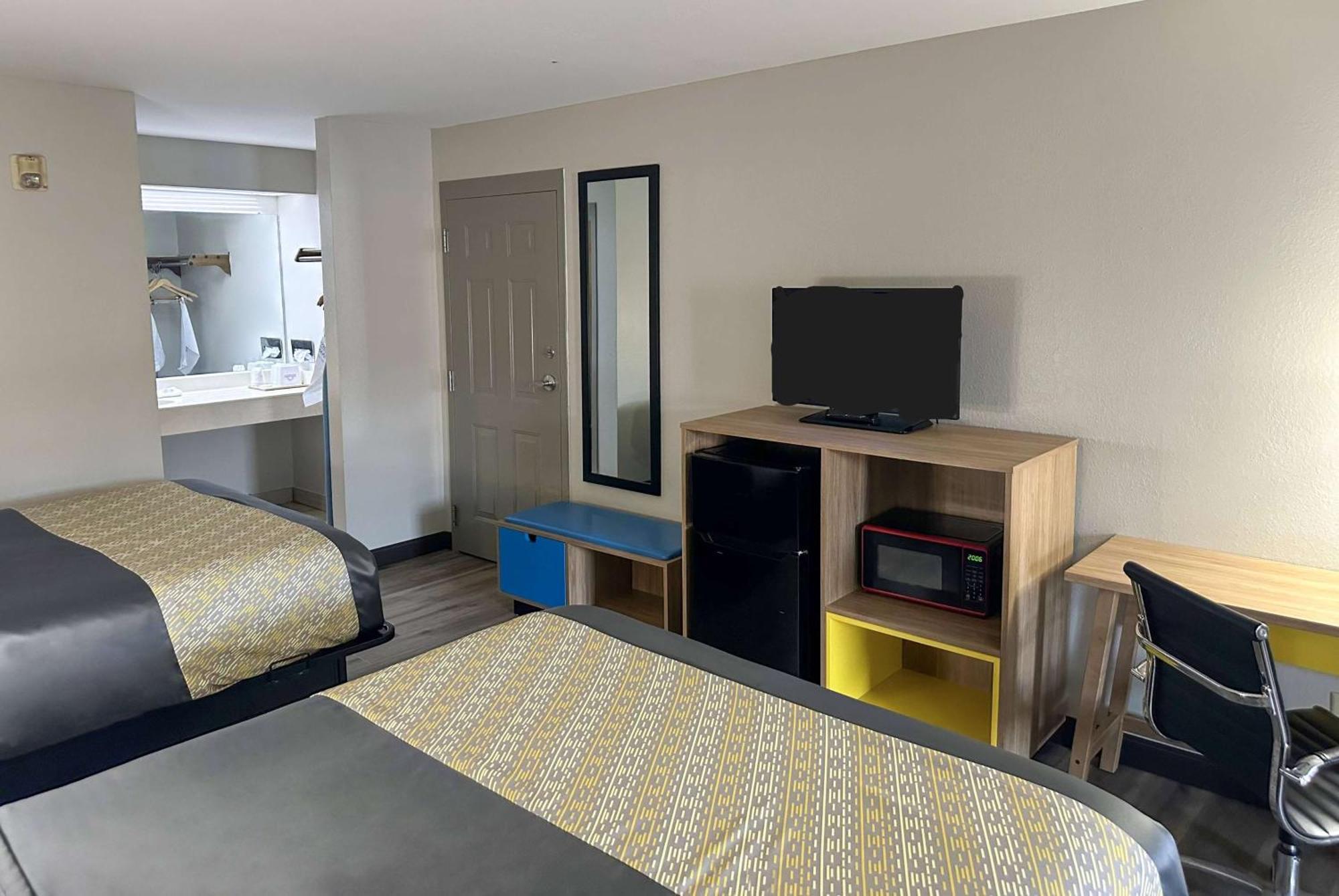Days Inn & Suites By Wyndham Opelousas Buitenkant foto
